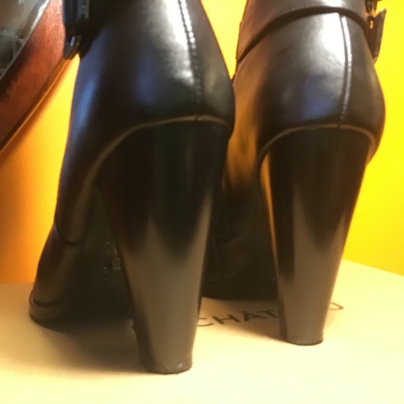 Le Chateau Black PU booties 7 - Picture 3 of 6